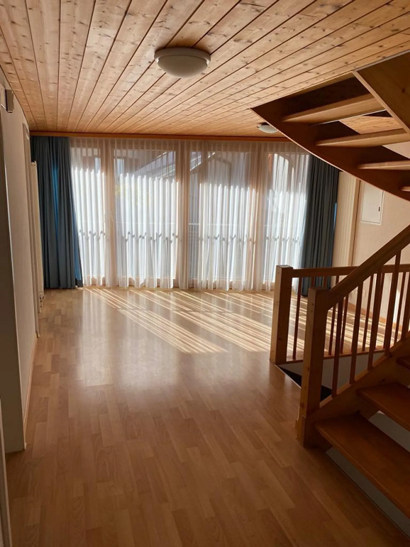 5.5 Zi-Wohnung auf zwei Etagen - Photo 5 sur 10