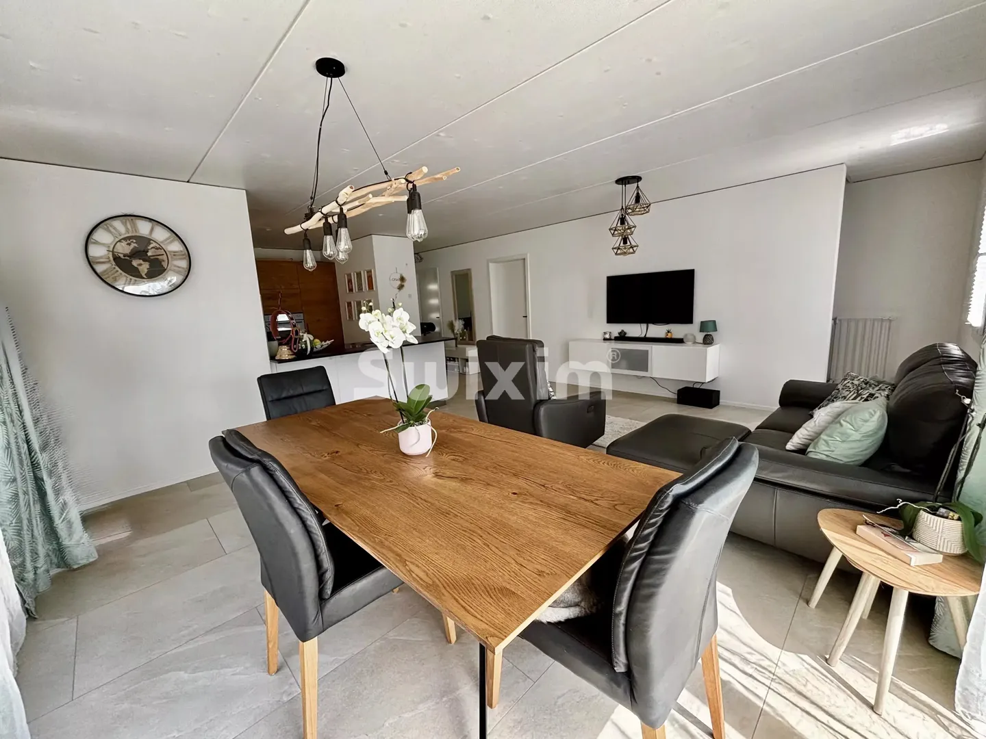 Villa contemporaine élégante - Photo 3 sur 10