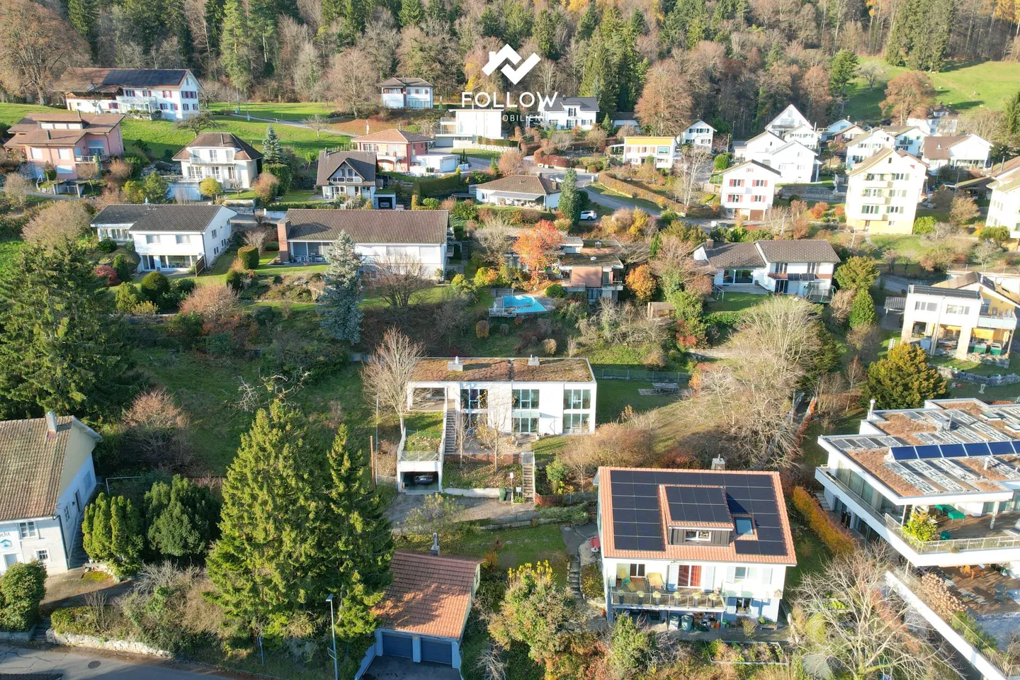 Detached single-family house in a privileged hillside location - plenty of space, panoramic views, and privacy - Photo 2 of 21