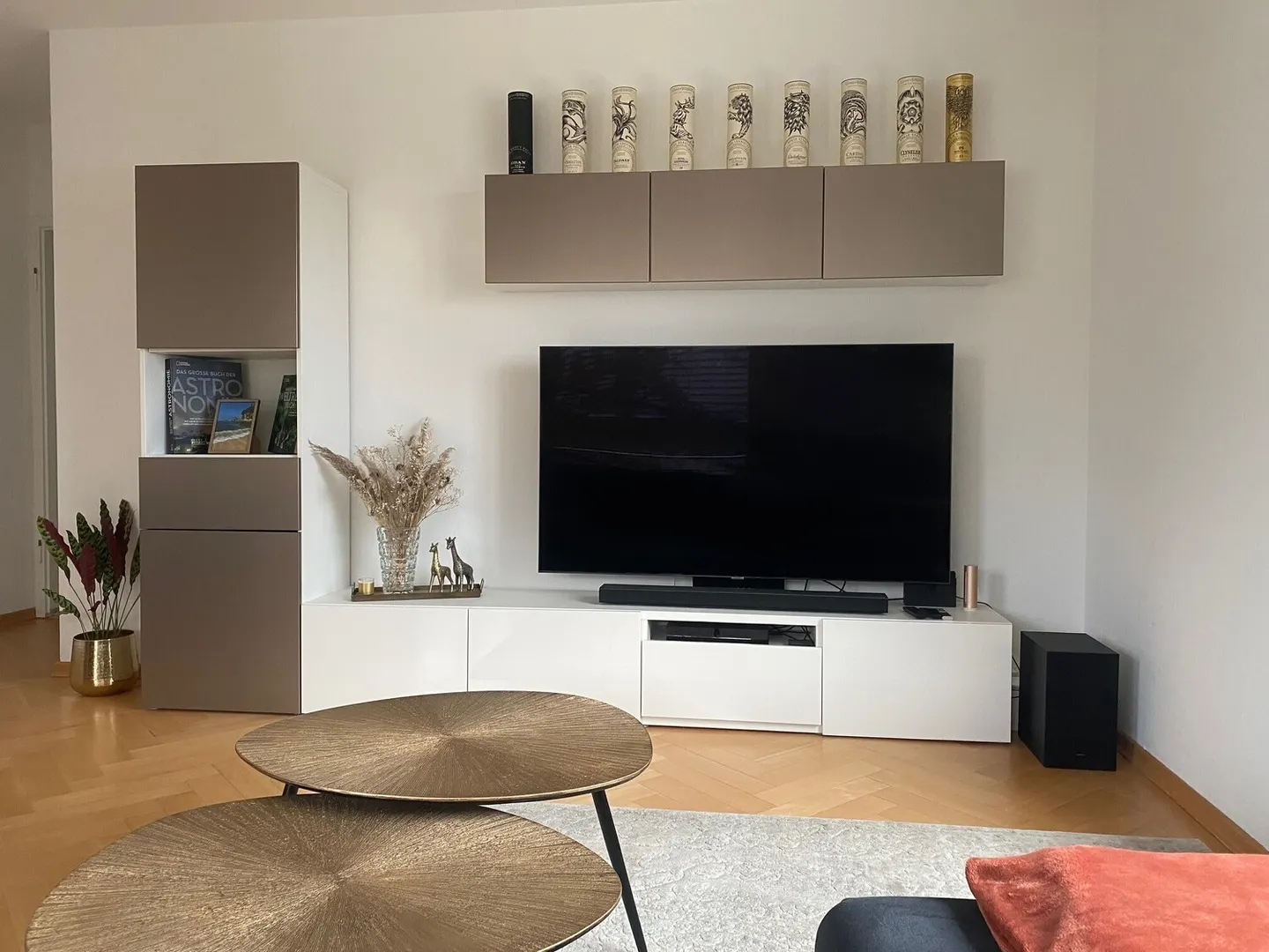 Apartment for rent - Photo 2 of 10