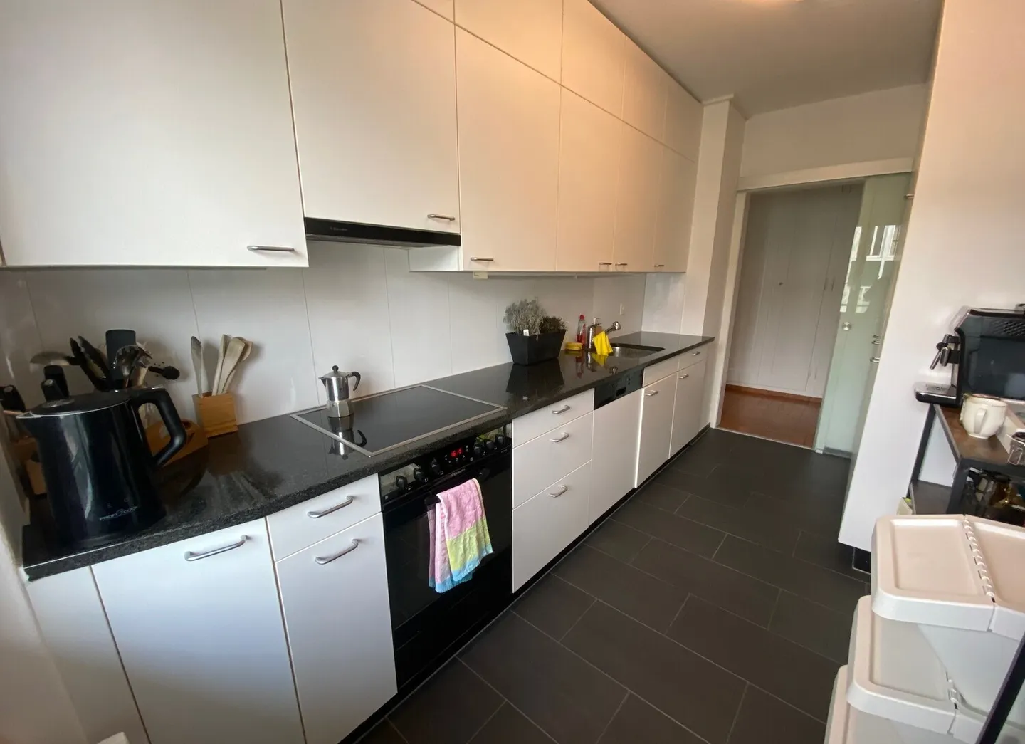 Apartment for rent - Photo 3 of 10