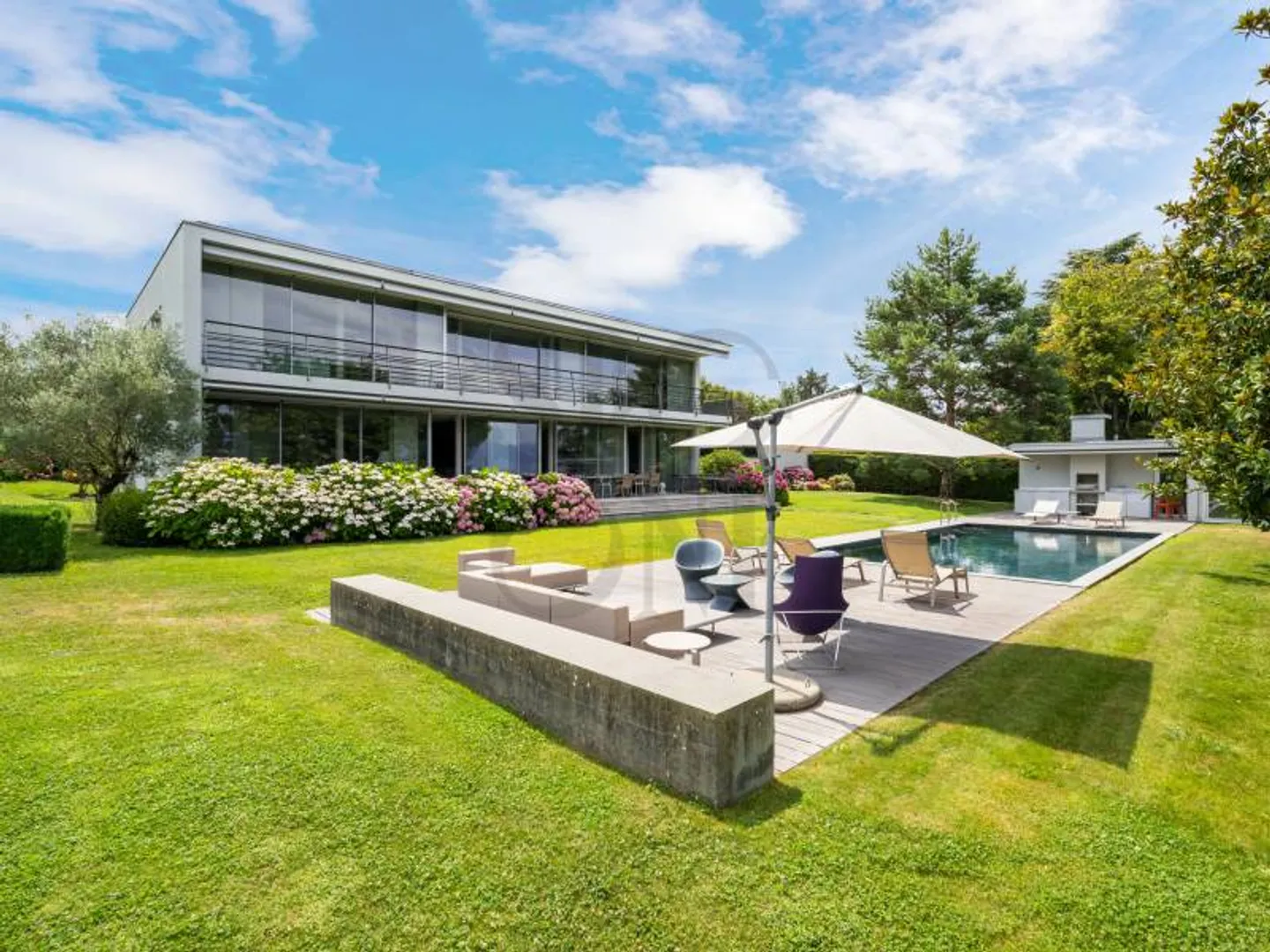 Maison Familiale Contemporaine avec Piscine - Photo 4 sur 11