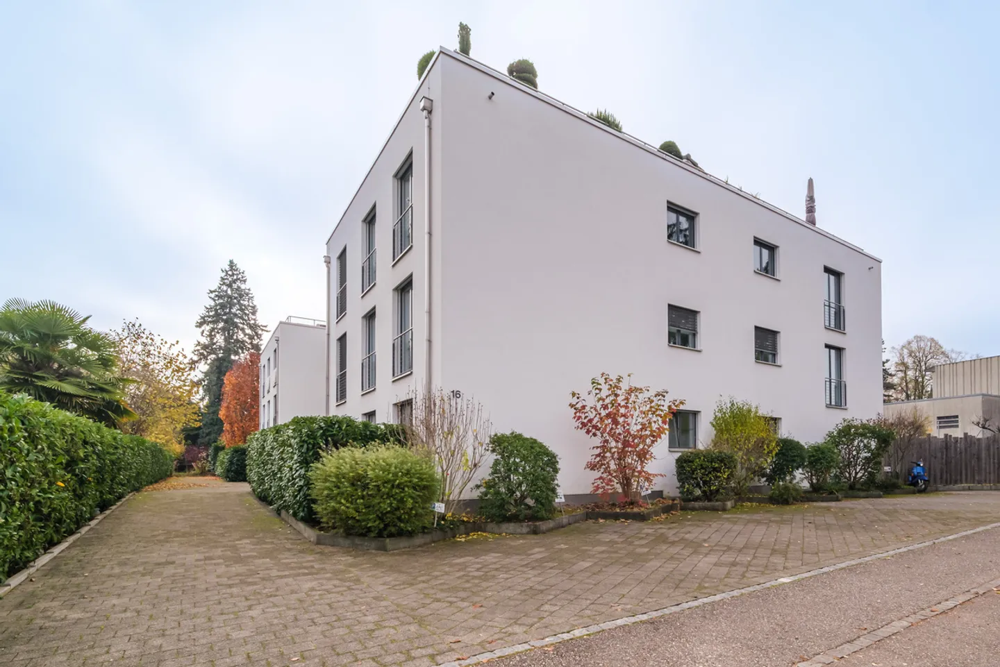 Grosse 5 1/2-Zimmer-Wohnung mit eigenem Garten - Photo 2 of 13