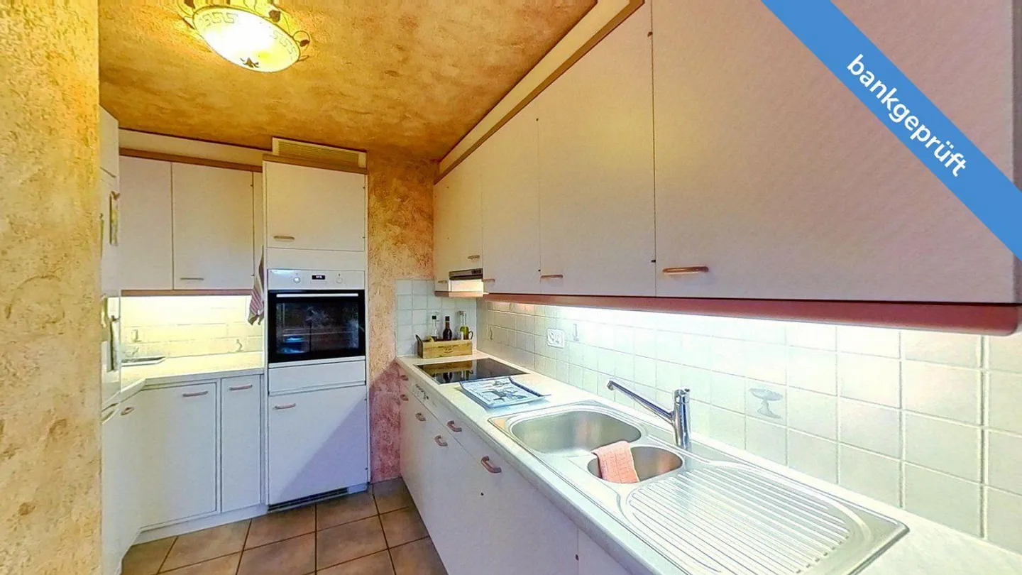 AgentSelly - 2.5-room apartment with converted attic - Photo 6 of 13