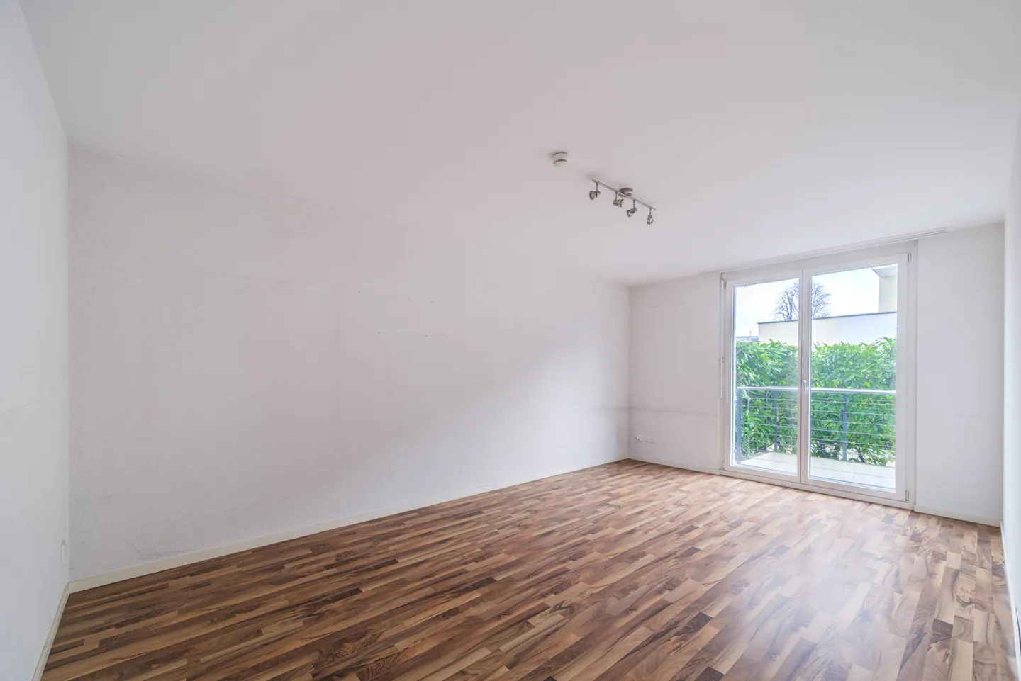 Grosse 5 1/2-Zimmer-Wohnung mit eigenem Garten - Photo 10 of 13