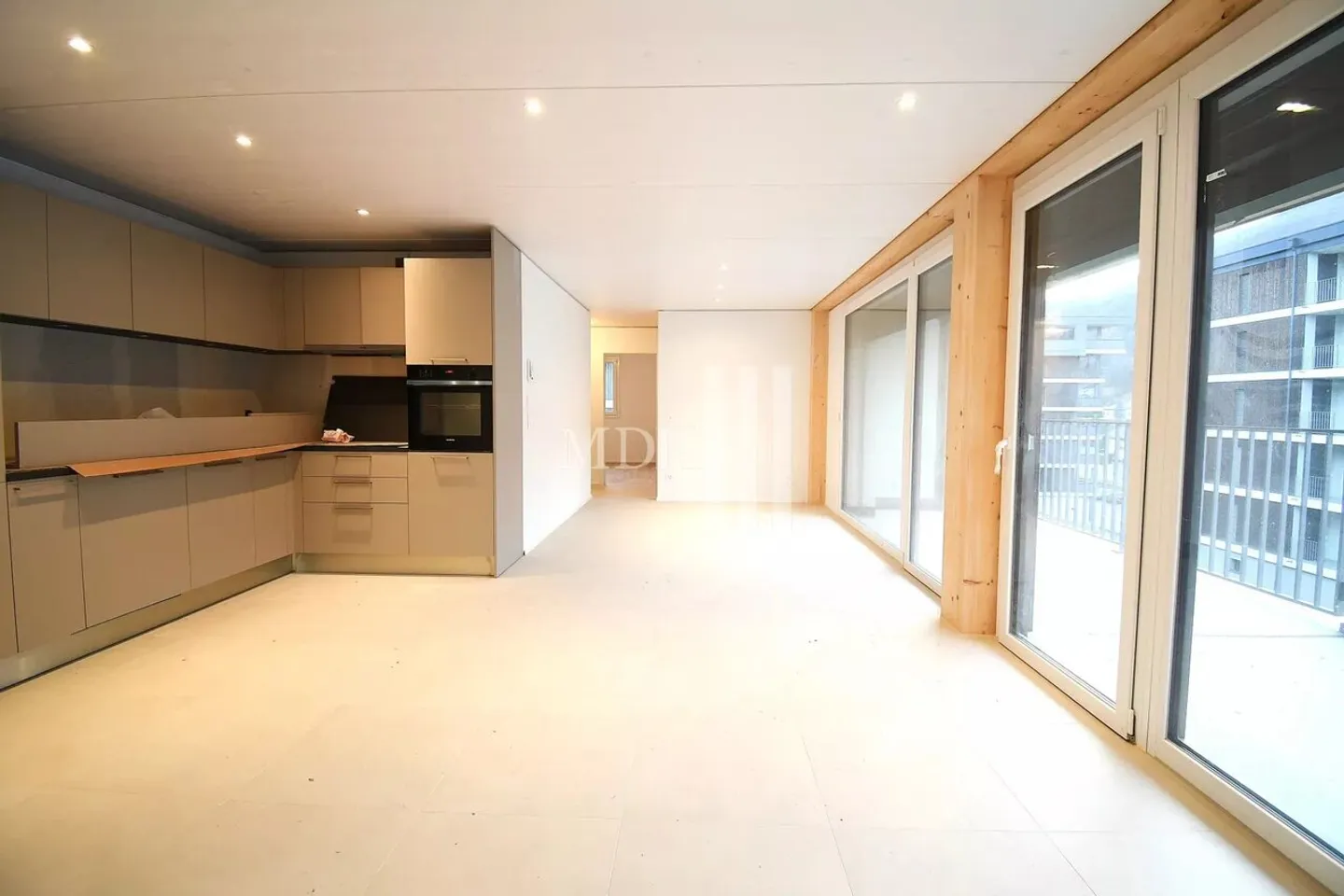 Magnificent new 3.5-room apartment on the 3rd floor - Photo 1 of 12