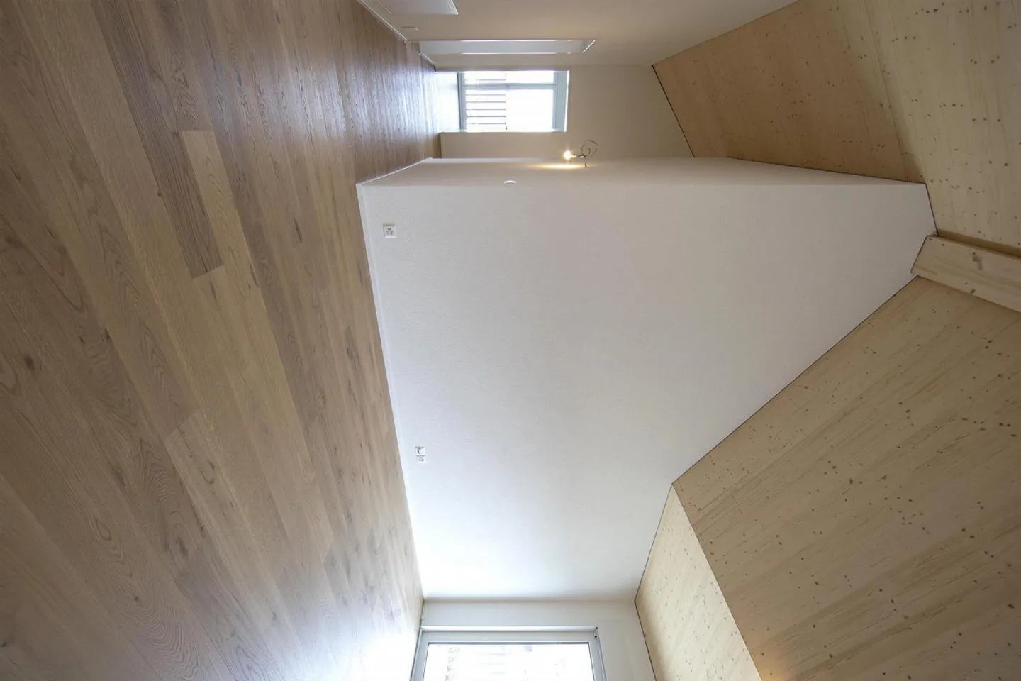 Spacious 4.5 Room Penthouse Apartment with Ownership Standard - Photo 10 of 12