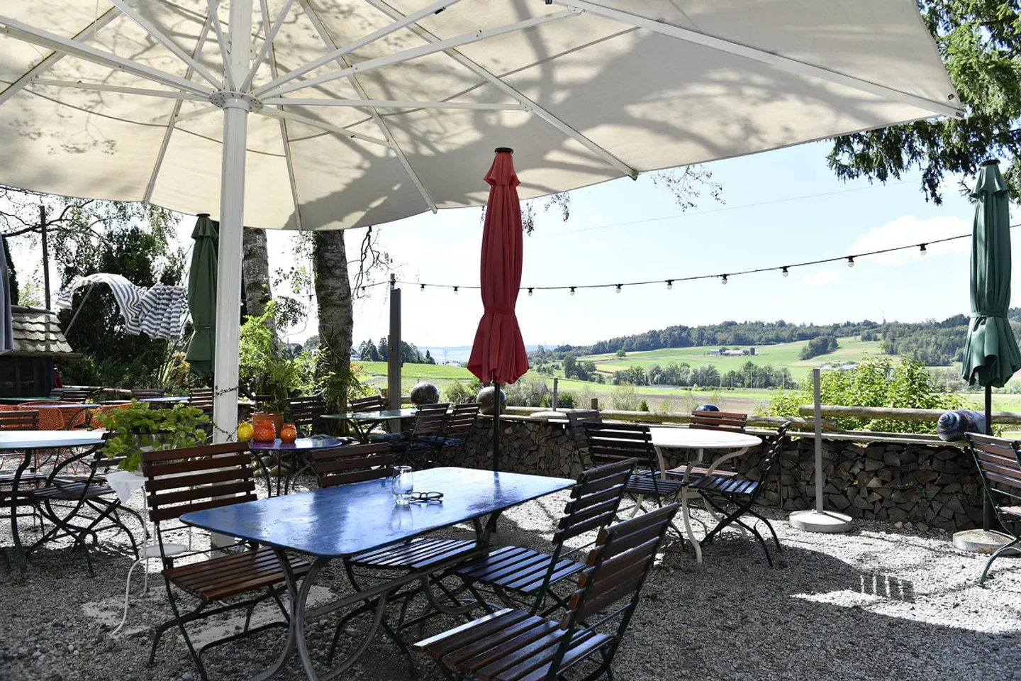 Charmantes Restaurant in Hedingen - Foto 2 von 7