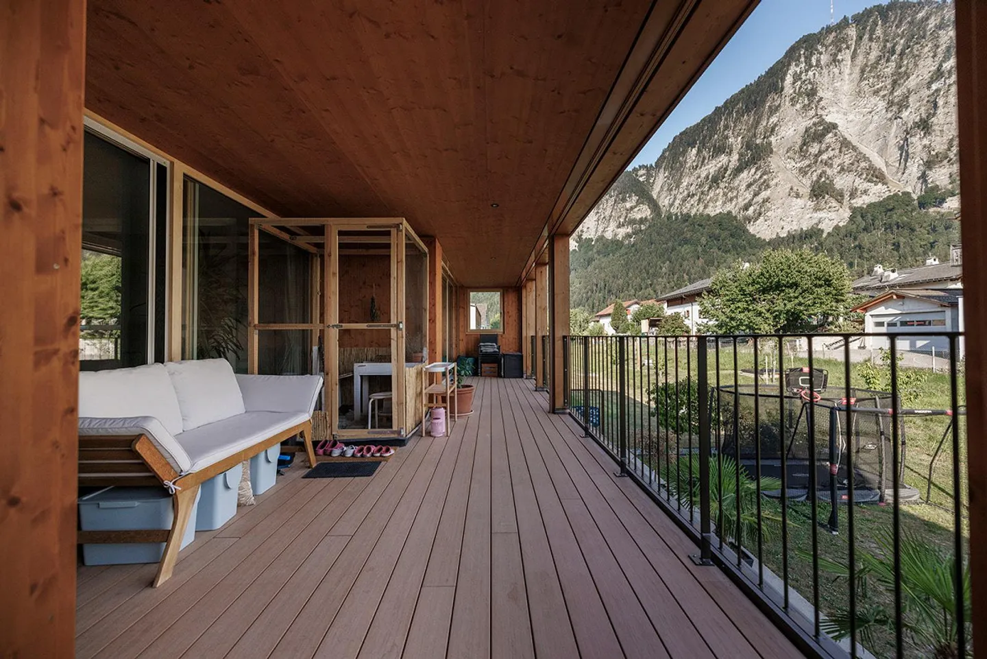 Naturnah und Neuwertig - Grosszügige 5.5 Zimmer Wohnung mit Weitblick - Foto 10 di 12