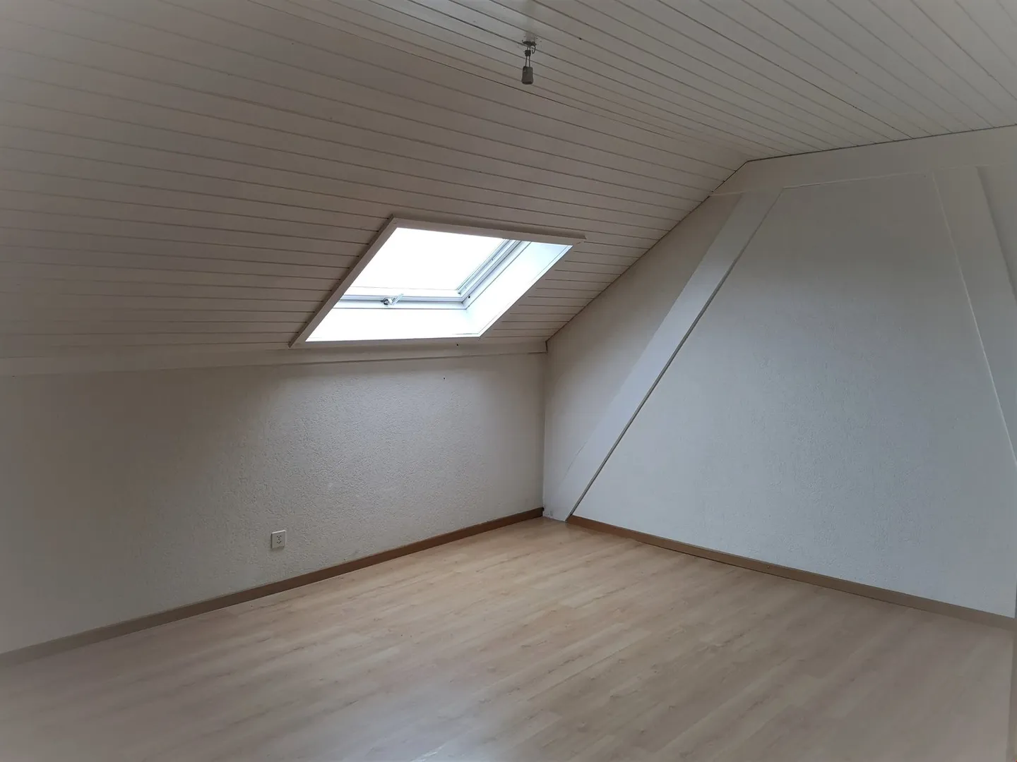 Edificio completamente affittato con 3 appartamenti e riserva di terreno edificabile - Foto 14 di 17