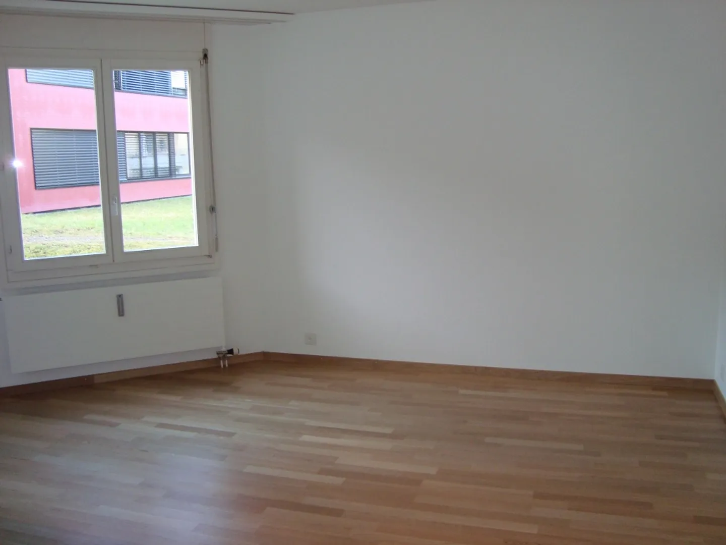 Quiet neighborhood near Lake Rotsee... - Photo 3 of 4