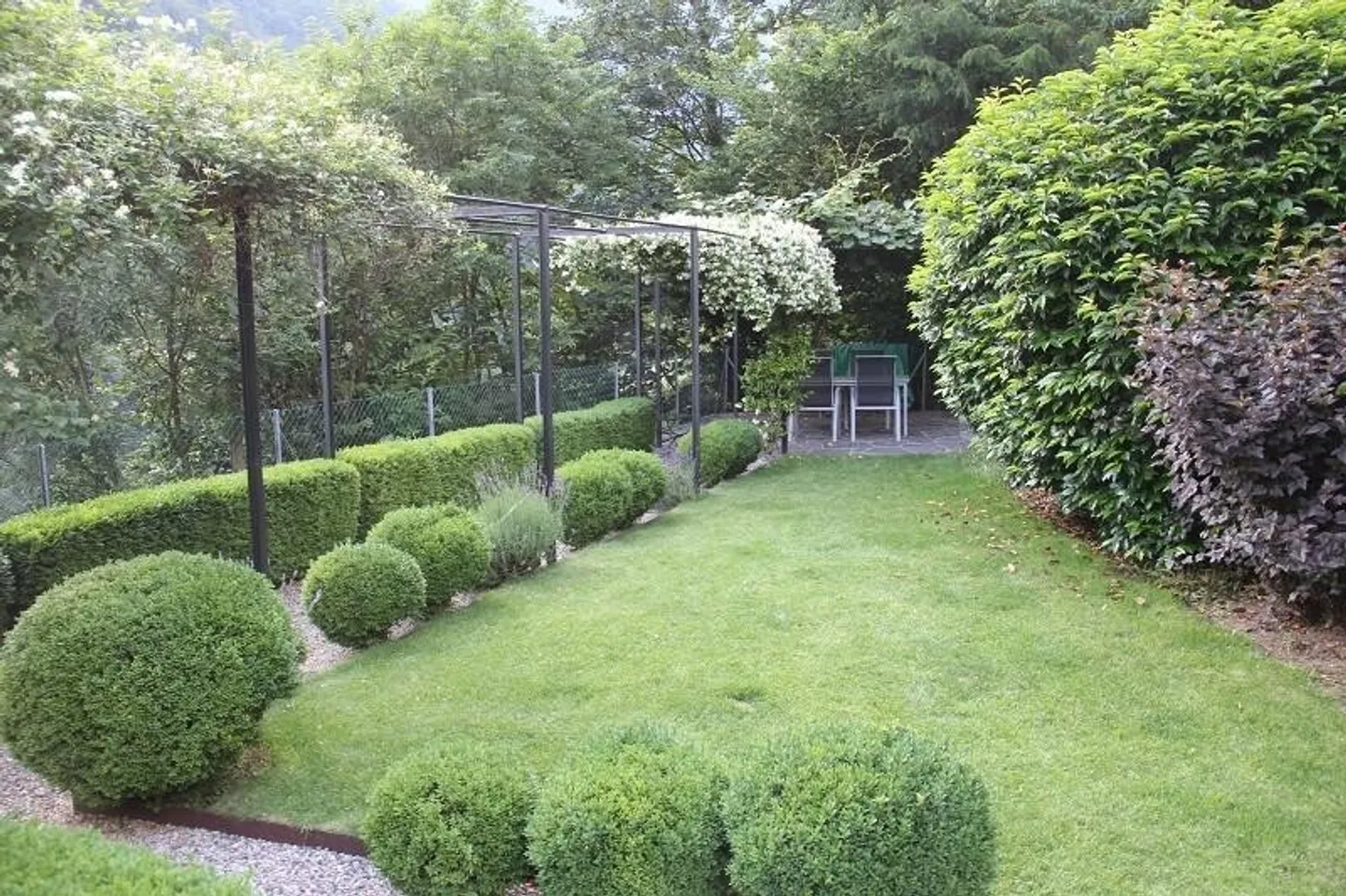 4 1/2-Room Attic Duplex with Garden Seating Area and Building Plot - Photo 11 of 13