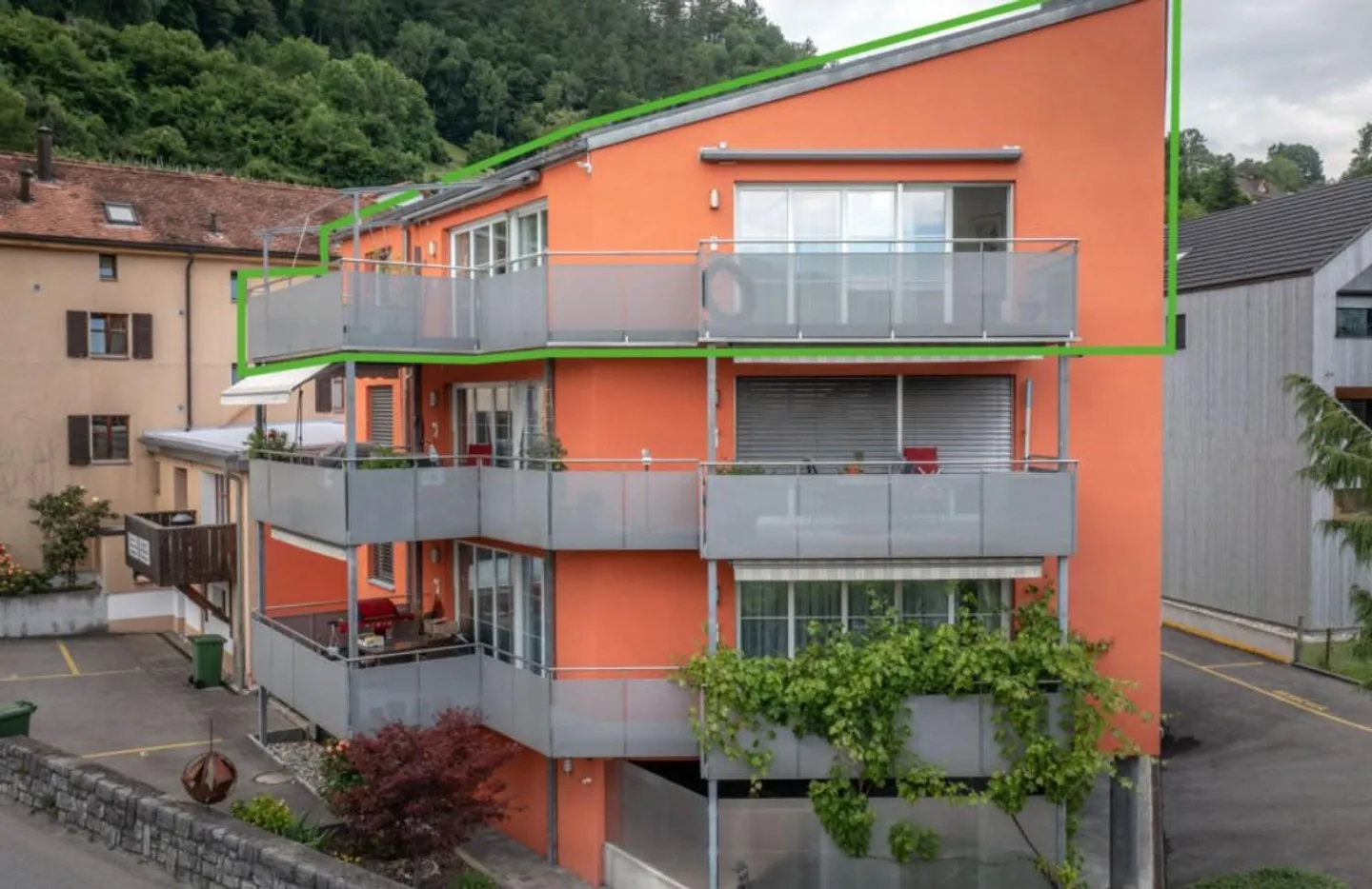Neuwertige 4.5-Zimmer Attika-Wohnung zu vermieten - Photo 1 of 18