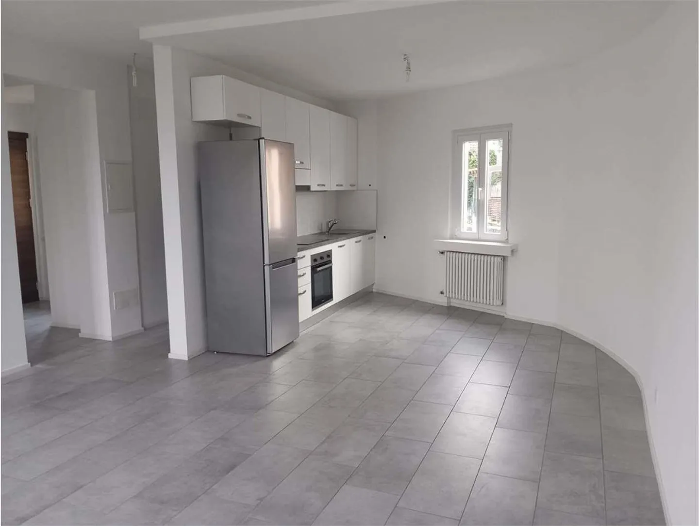 Modern 3.5 Room Apartment in Morbio Inferiore - Photo 1 of 10