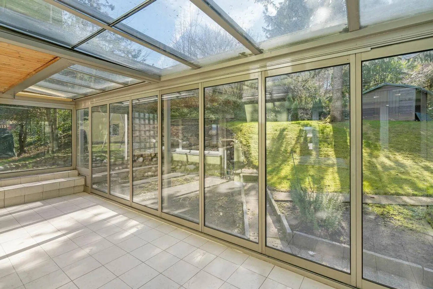 Charmante appartement de jardin 3.5 pièces dans un endroit calme - Photo 6 sur 6