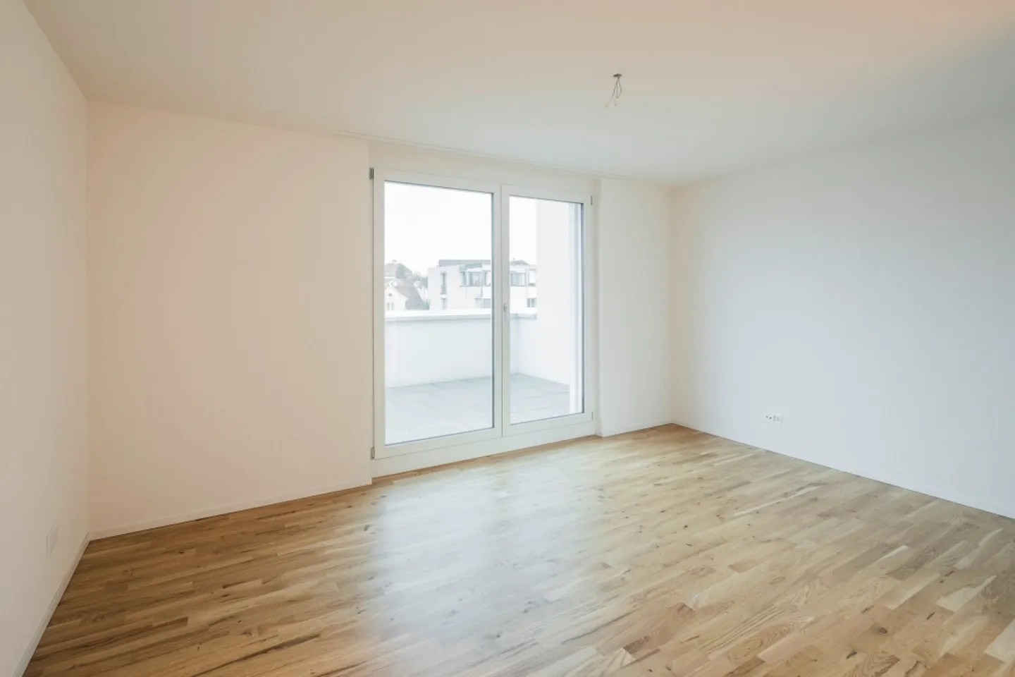 Ampio appartamento di 3,5 locali in standard di proprietà - Foto 6 di 10