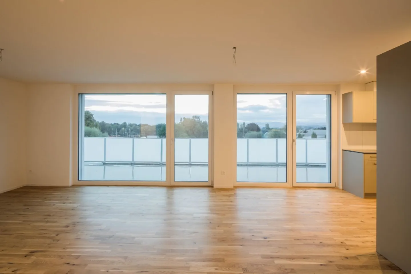 Ampio appartamento di 3,5 locali in standard di proprietà - Foto 4 di 10