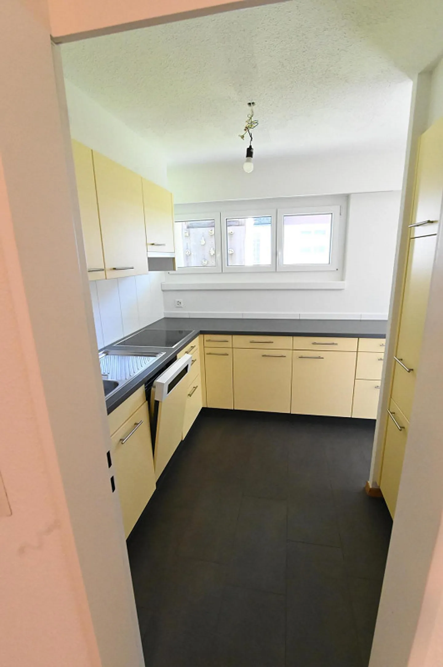 3 1/2 EG Garten-Wohnung - Foto 7 von 15