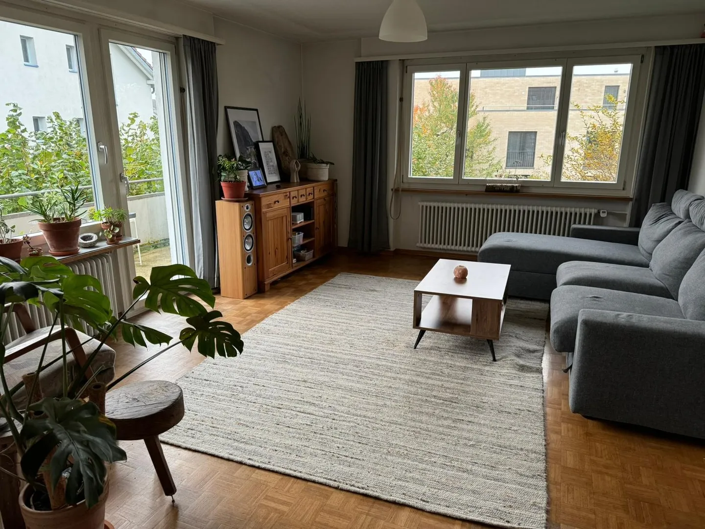 befristete 6-Zimmer-Wohnung mit schönem Garten - Foto 3 di 8