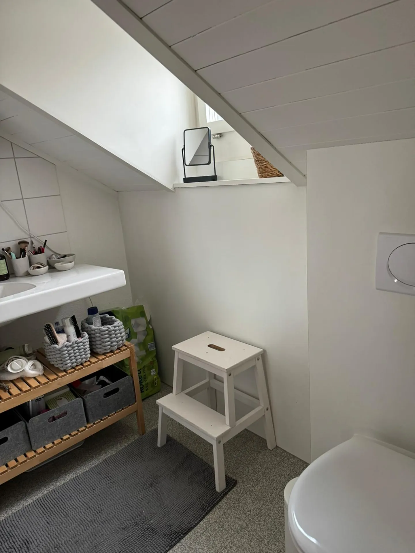 befristete 6-Zimmer-Wohnung mit schönem Garten - Foto 6 di 8