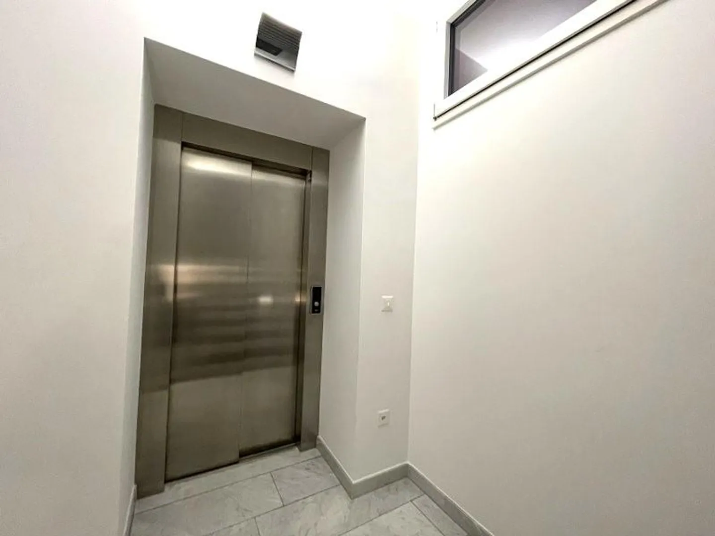 3.5 Room Apartment, Two Steps from the Lungolago of Cassarate - Photo 12 of 13