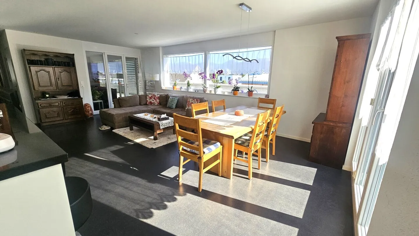 Découvrez votre appartement de rêve à Laufen - Photo 4 sur 9