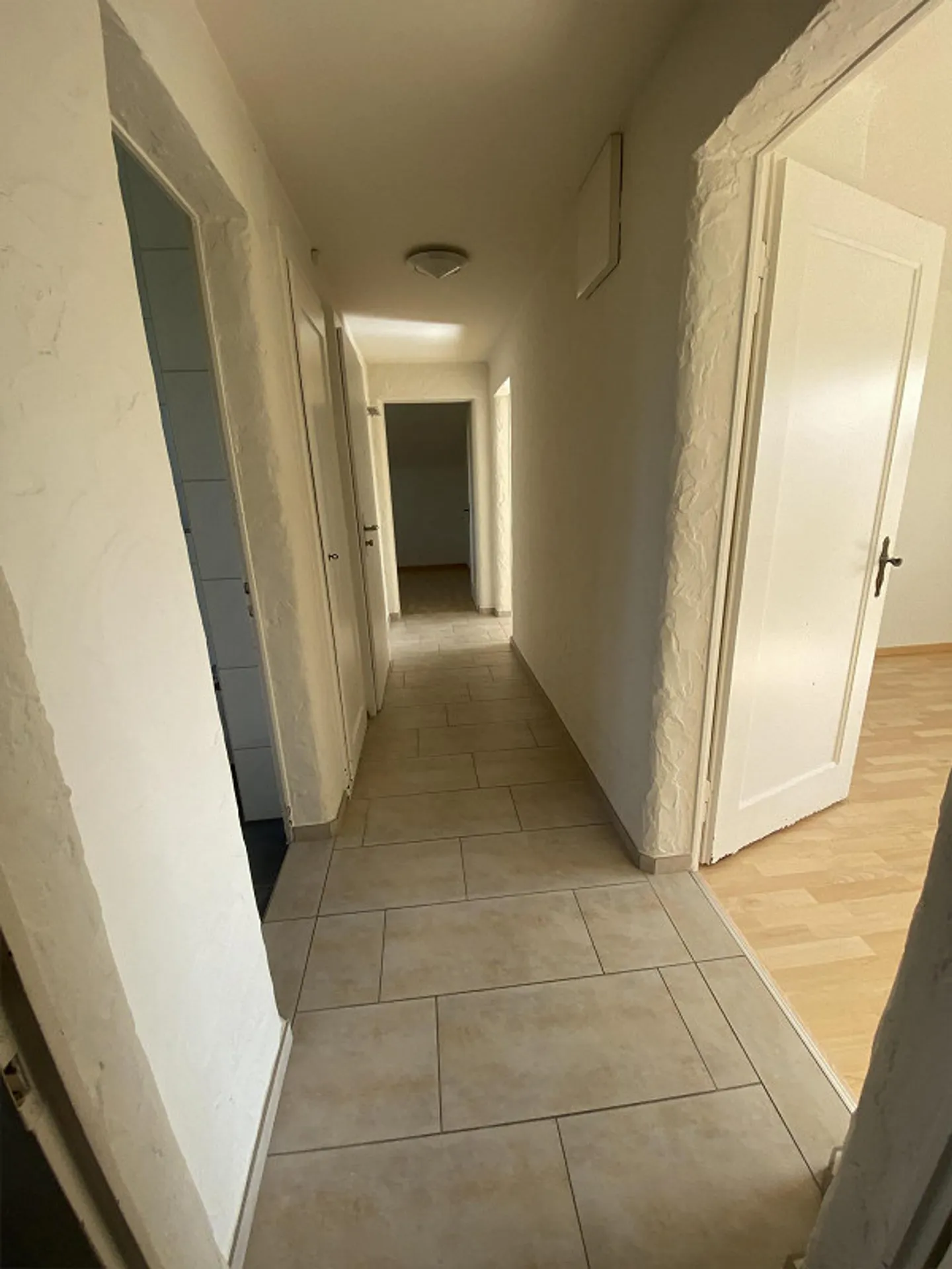 Appartamento 3½ locali con ripostiglio al 2° piano - Foto 4 di 9