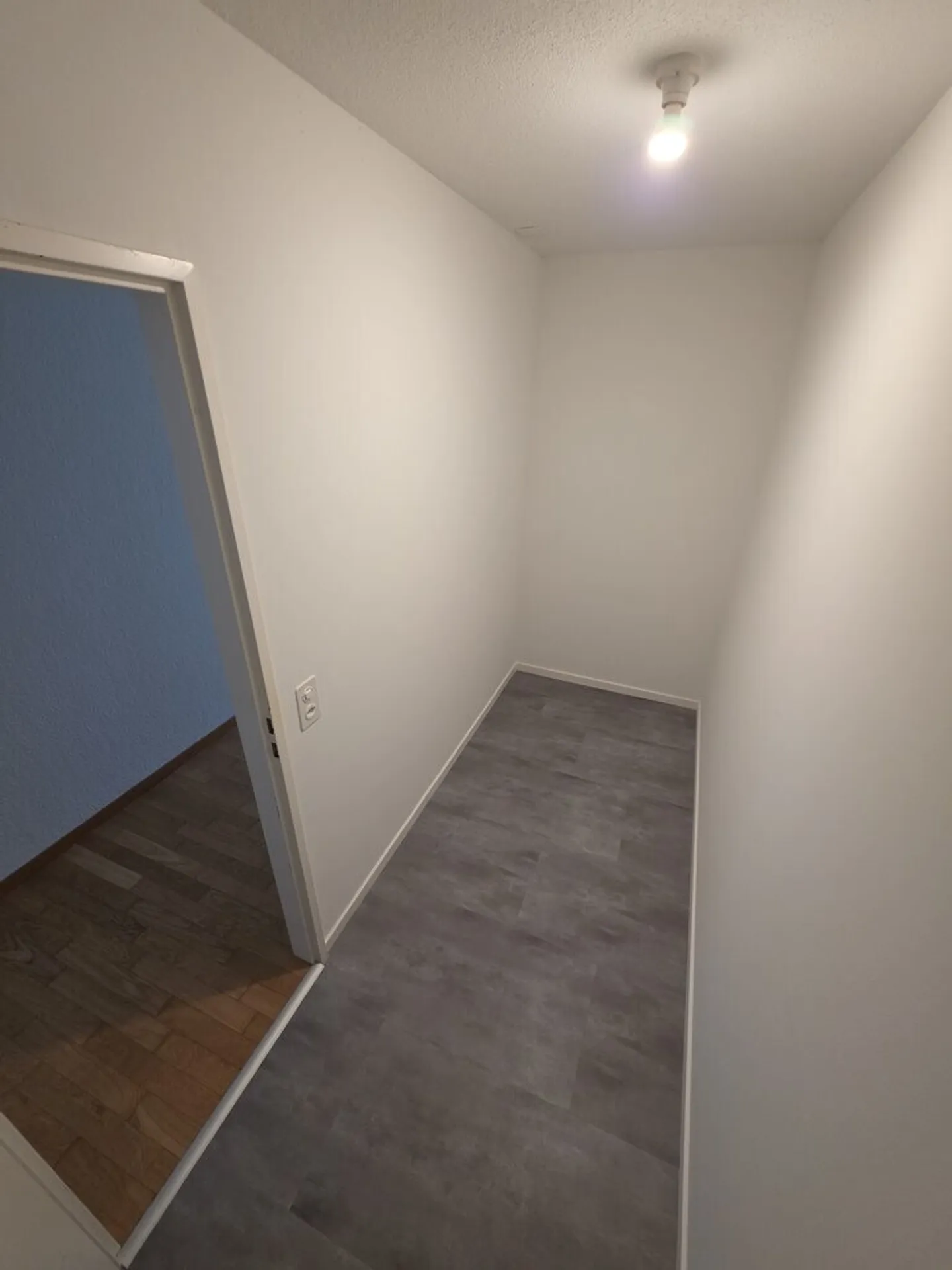 Appartamento attraente di 3,5 stanze a Glattfelden - idealmente situato - Foto 7 di 8