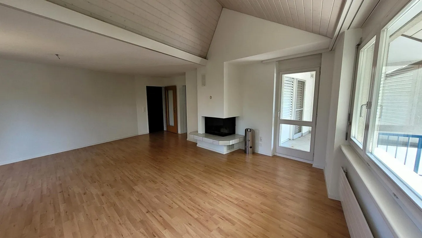Grosszügige und helle Wohnung an ruhiger Lage - Foto 4 von 20