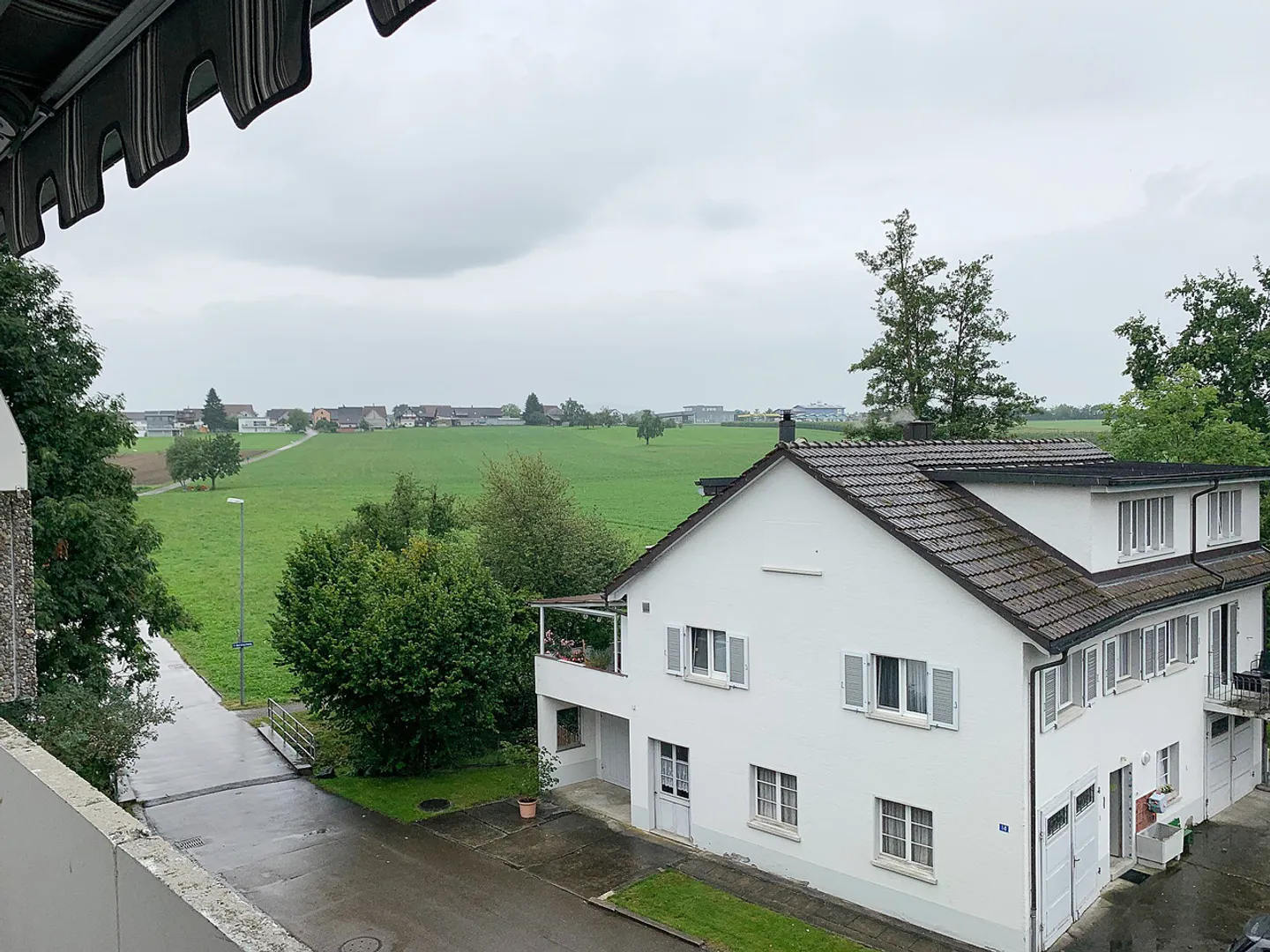 Helle, ruhige renovierte 3.5-Zimmer-Wohnung - Foto 11 von 11