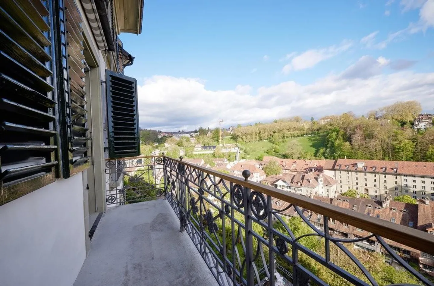 Representative Old Town Apartment - Photo 1 of 12