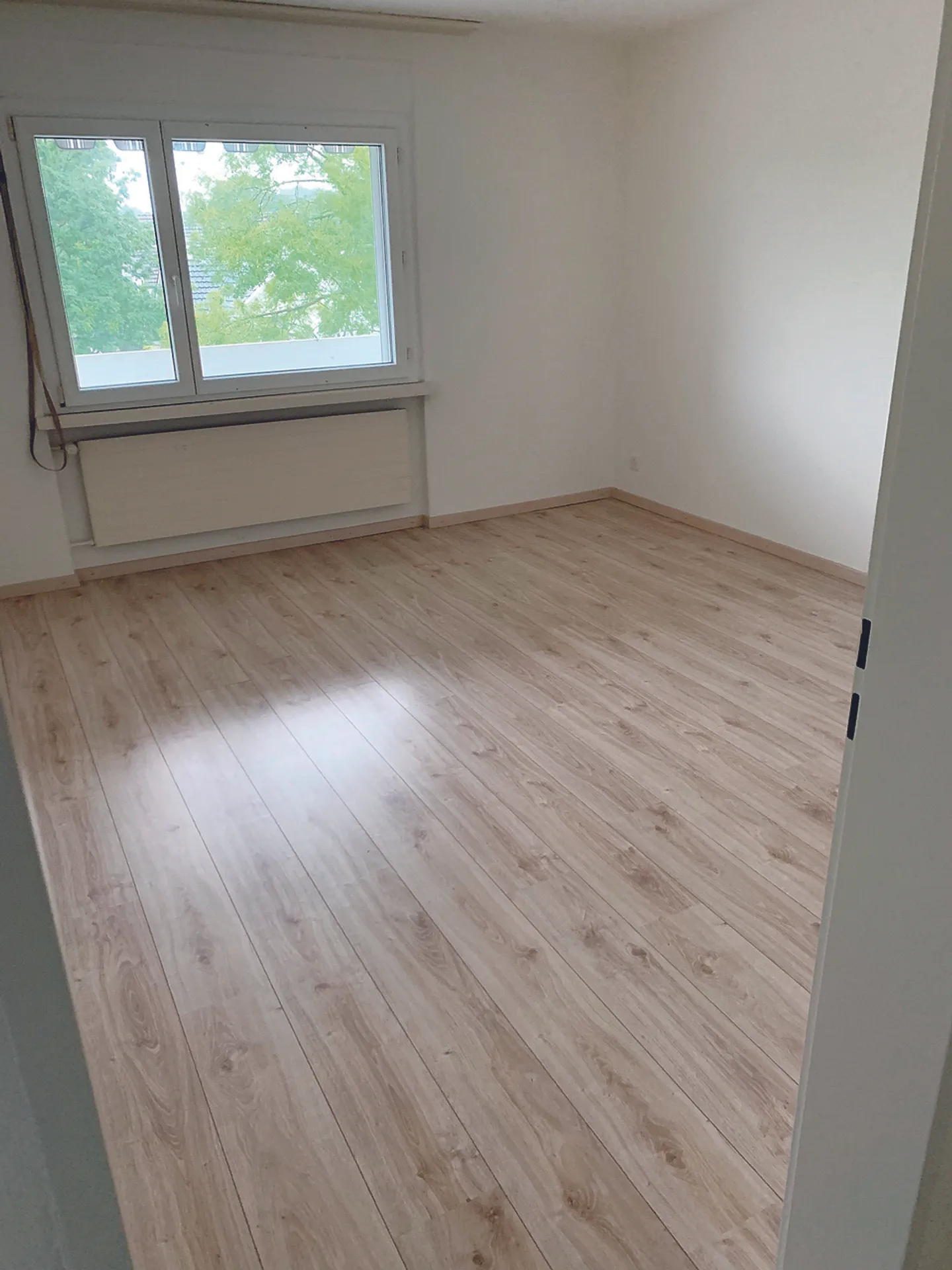 Helle, ruhige renovierte 3.5-Zimmer-Wohnung - Foto 4 von 11