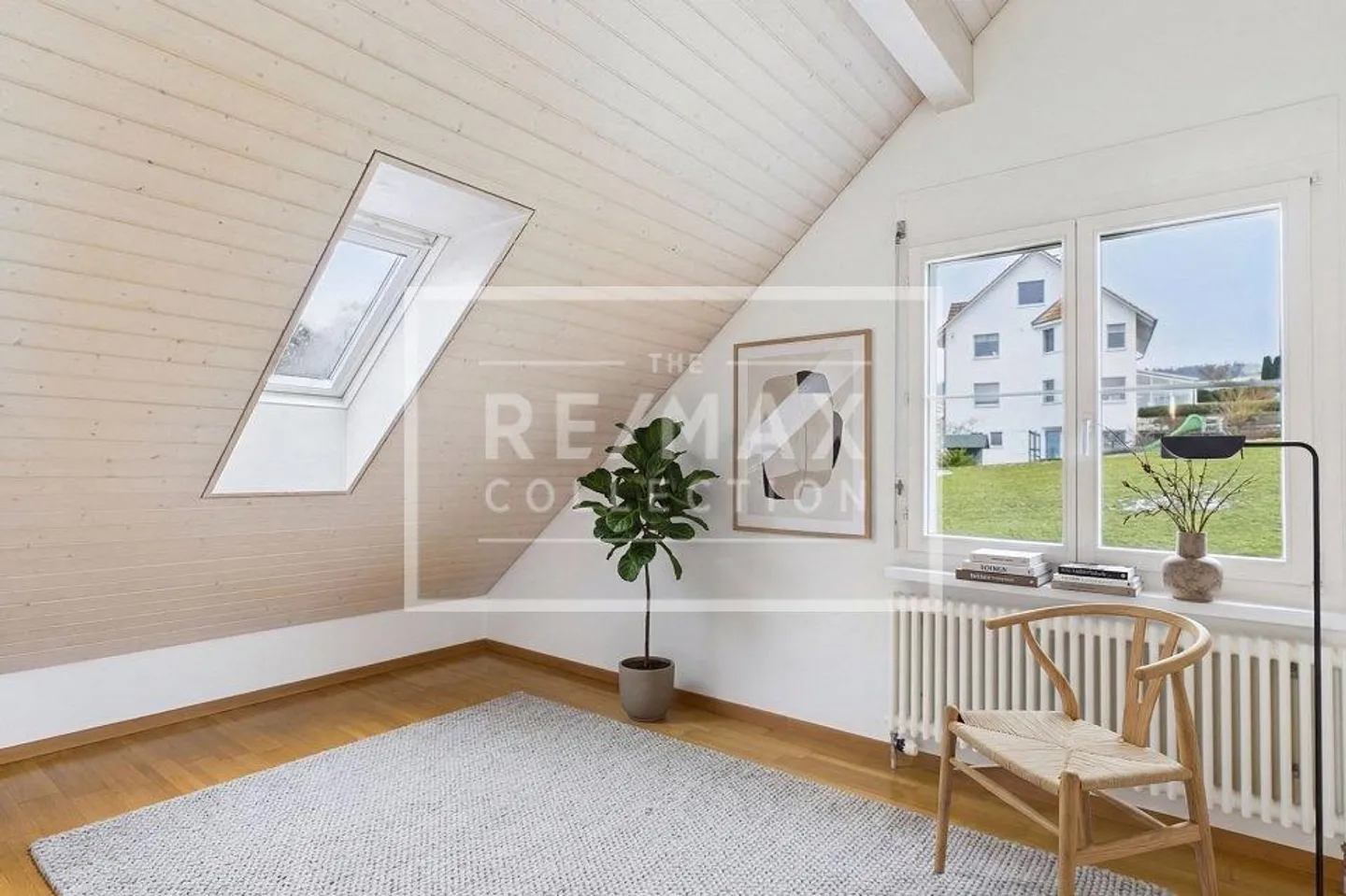 Sunny attic apartment in Bonstetten with dream views, near Zurich - Photo 6 of 13