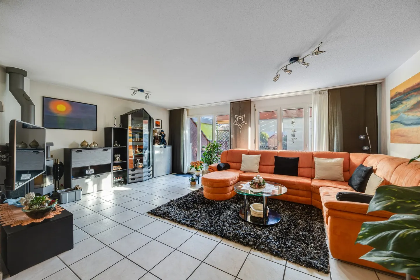 Charmantes 5.5-Zimmer-Reihenhaus in ruhiger Lage von Siebnen - Foto 6 von 16