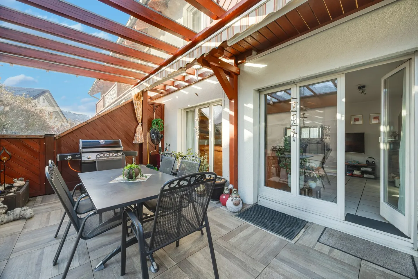 Charmantes 5.5-Zimmer-Reihenhaus in ruhiger Lage von Siebnen - Foto 7 von 16