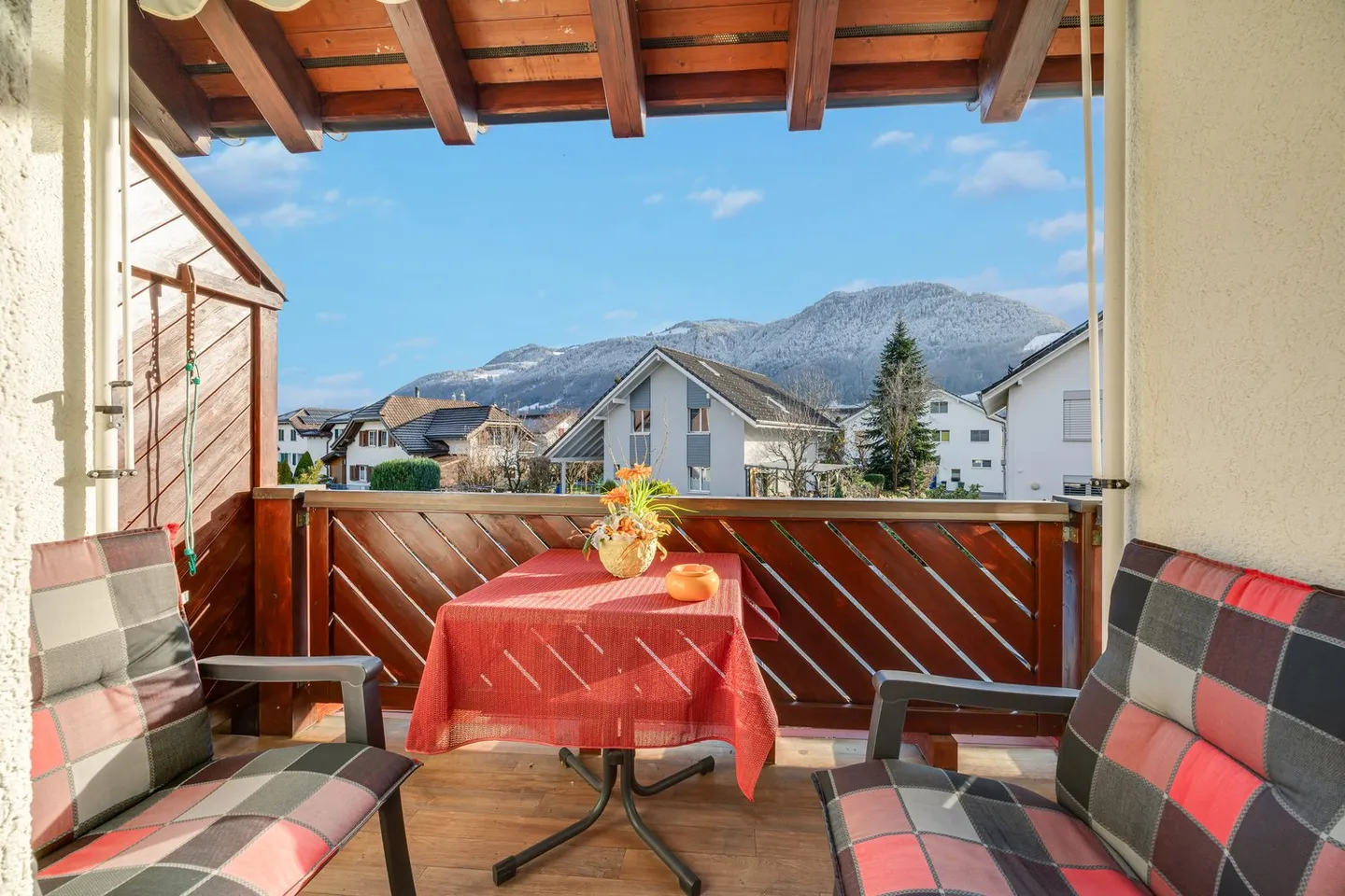 Charmantes 5.5-Zimmer-Reihenhaus in ruhiger Lage von Siebnen - Foto 11 von 16