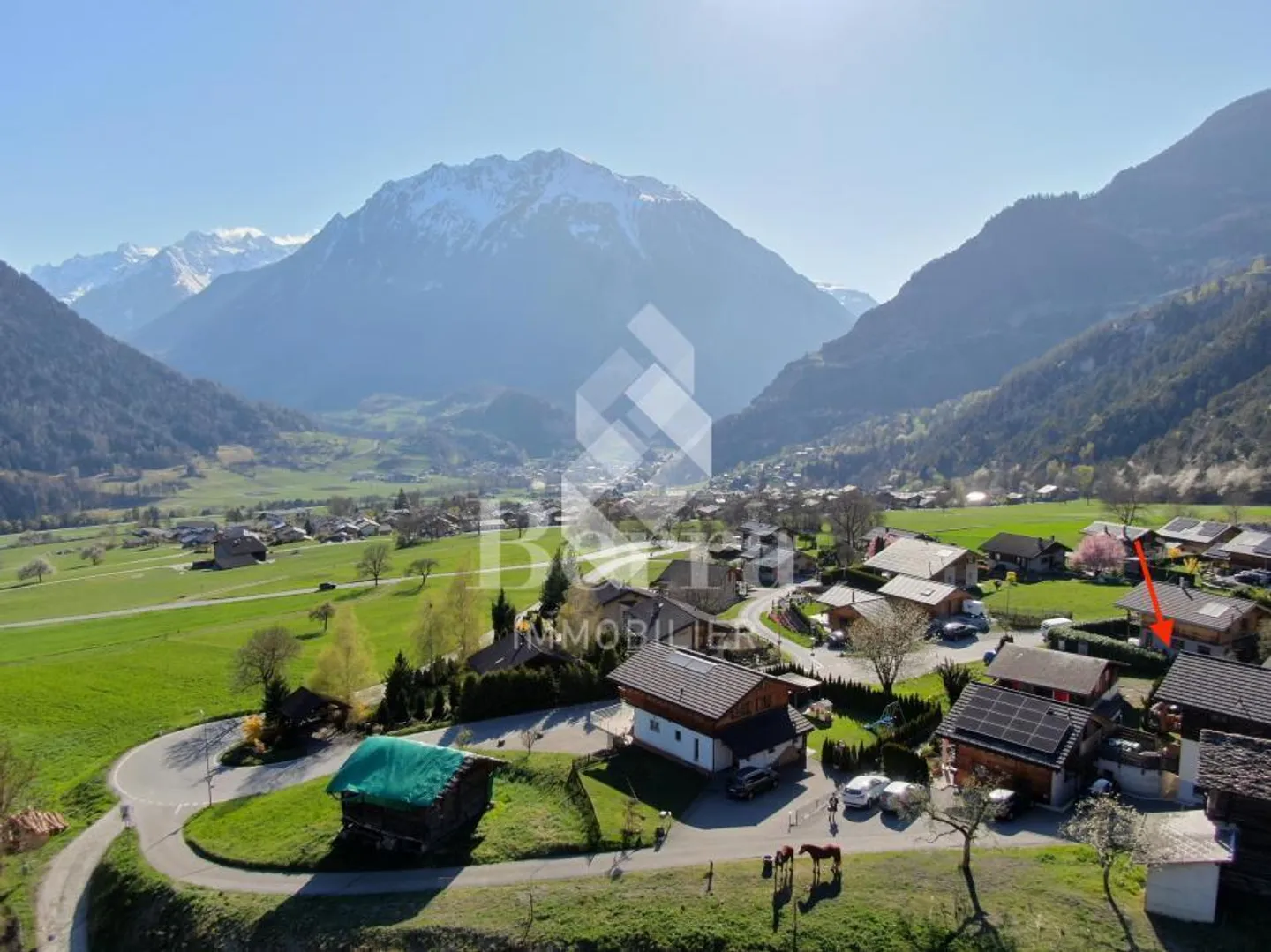 Bell'appartamento con 3,5 stanze, ristrutturato nel 2023, esposizione a sud - Foto 2 di 13