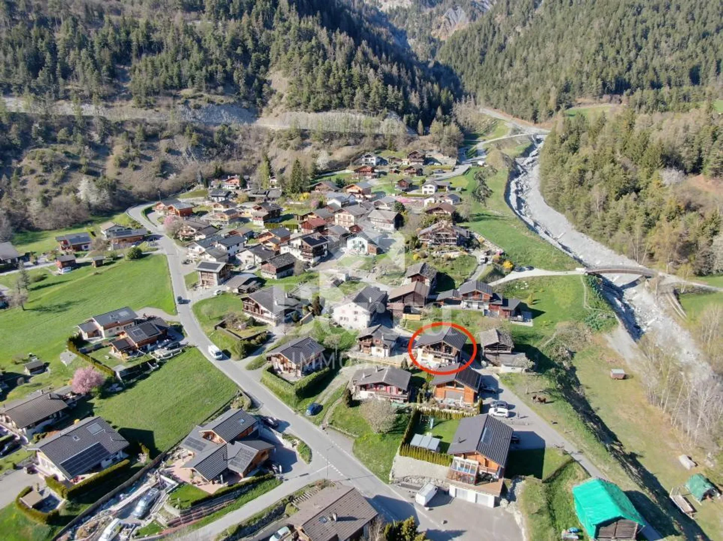 Bell'appartamento con 3,5 stanze, ristrutturato nel 2023, esposizione a sud - Foto 4 di 13