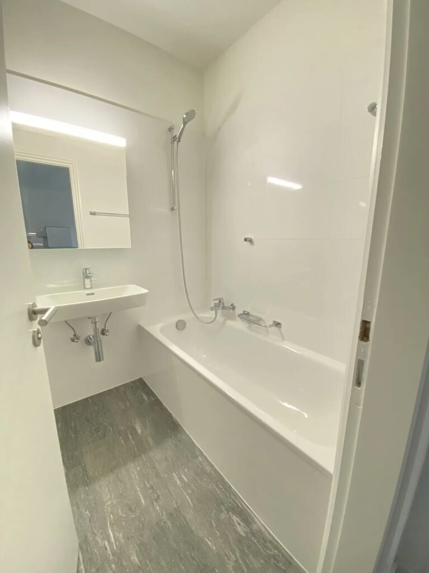 «Affittasi grazioso 2.5 locali ristrutturato» - Foto 7 di 8