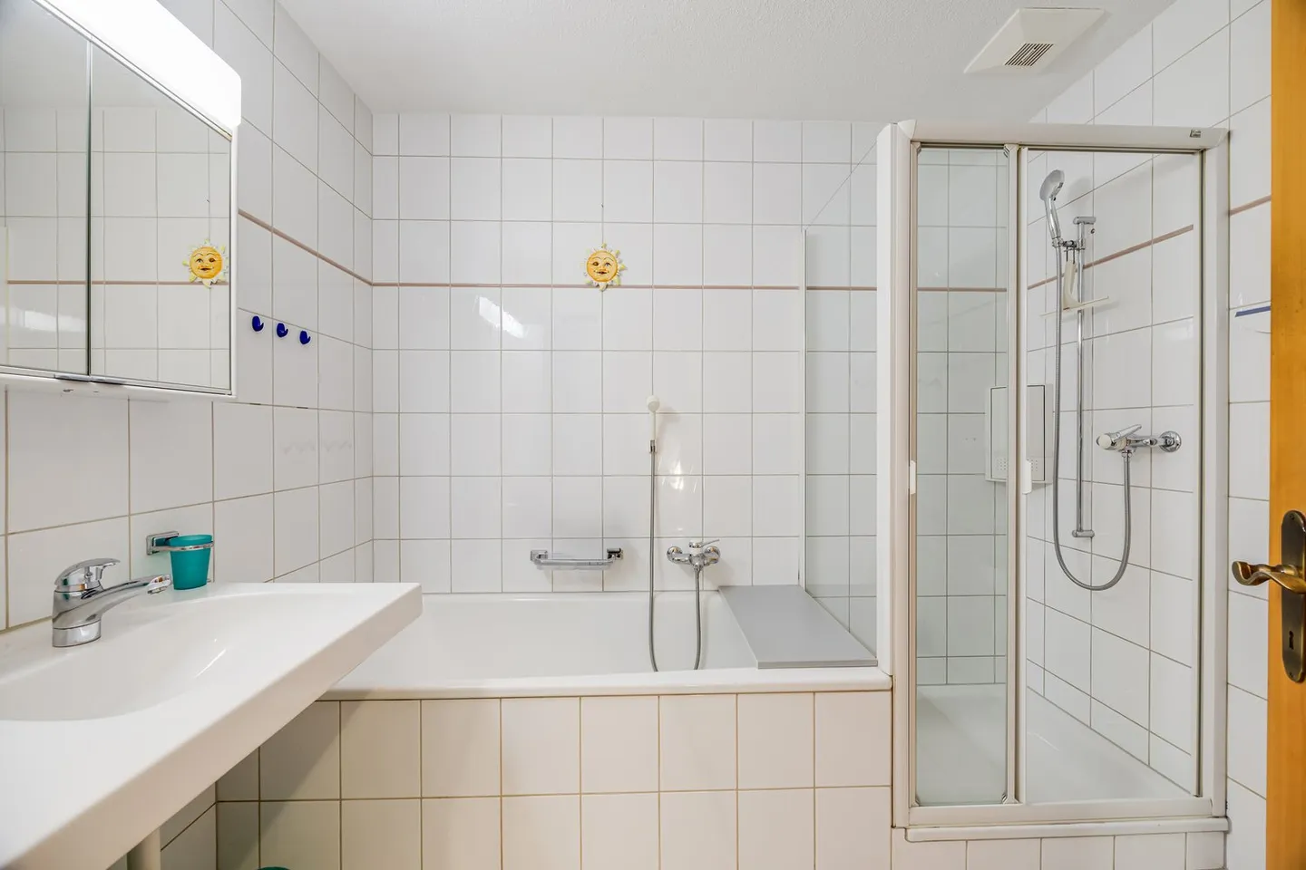 Charmantes 5.5-Zimmer-Reihenhaus in ruhiger Lage von Siebnen - Foto 12 von 16