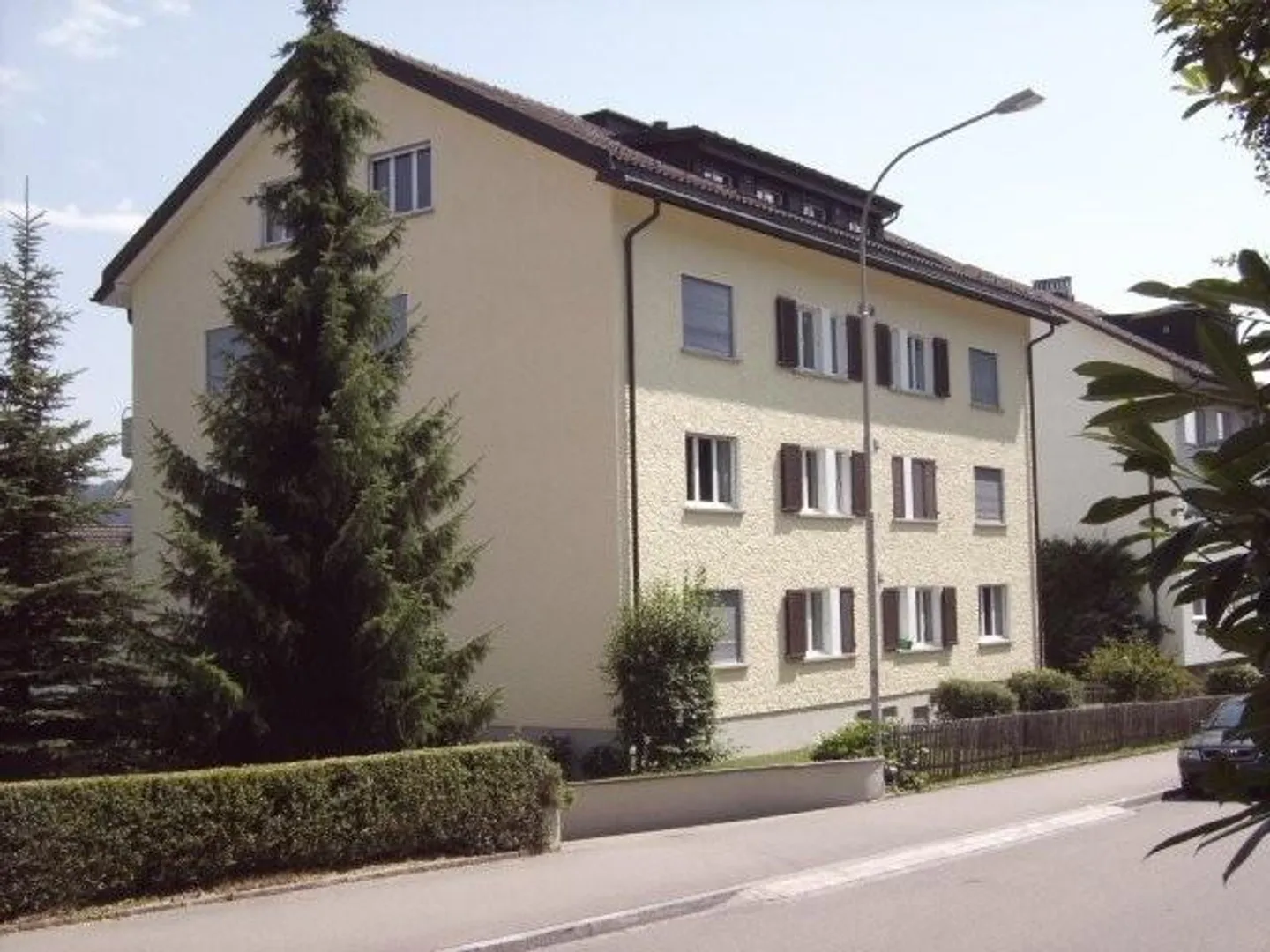 Logement confortable à proximité immédiate de l'Université de Saint-Gall - Photo 1 sur 5