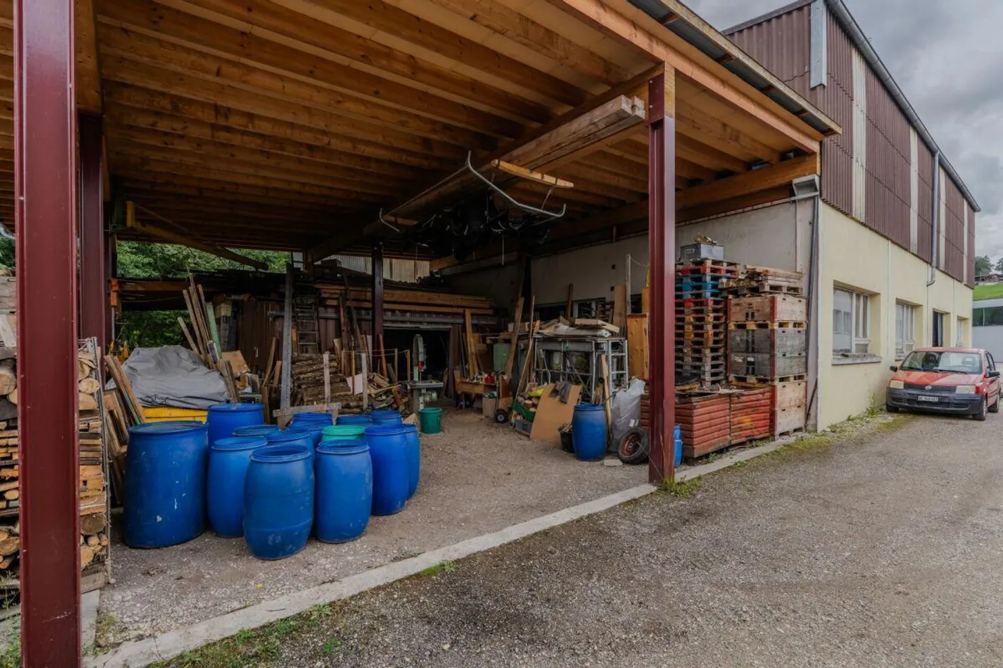 Industrial building/depot - Photo 17 of 17