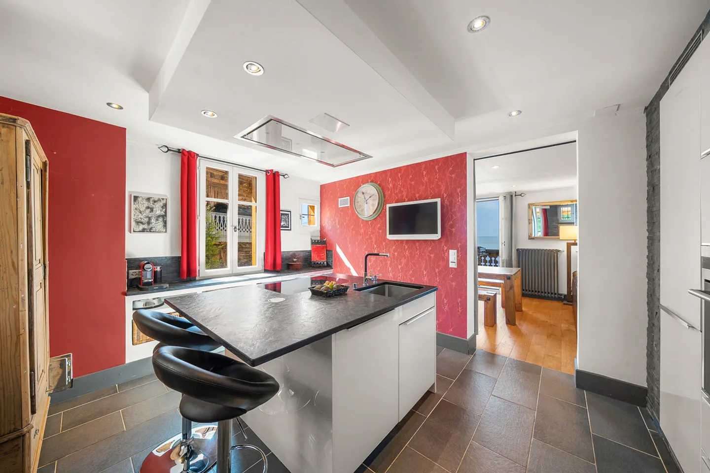 Chalet de caractère rénové, prestations contemporaines - Photo 8 sur 19