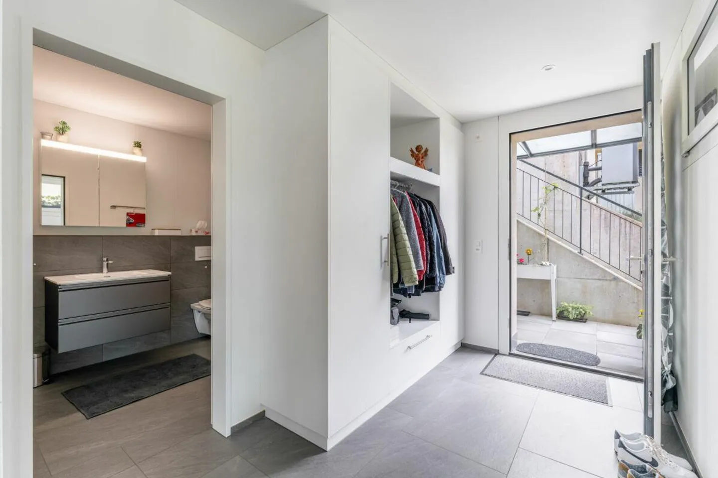 Feudali 4 ½-chambres Appartement Terrasse avec Jardin - Photo 2 sur 12