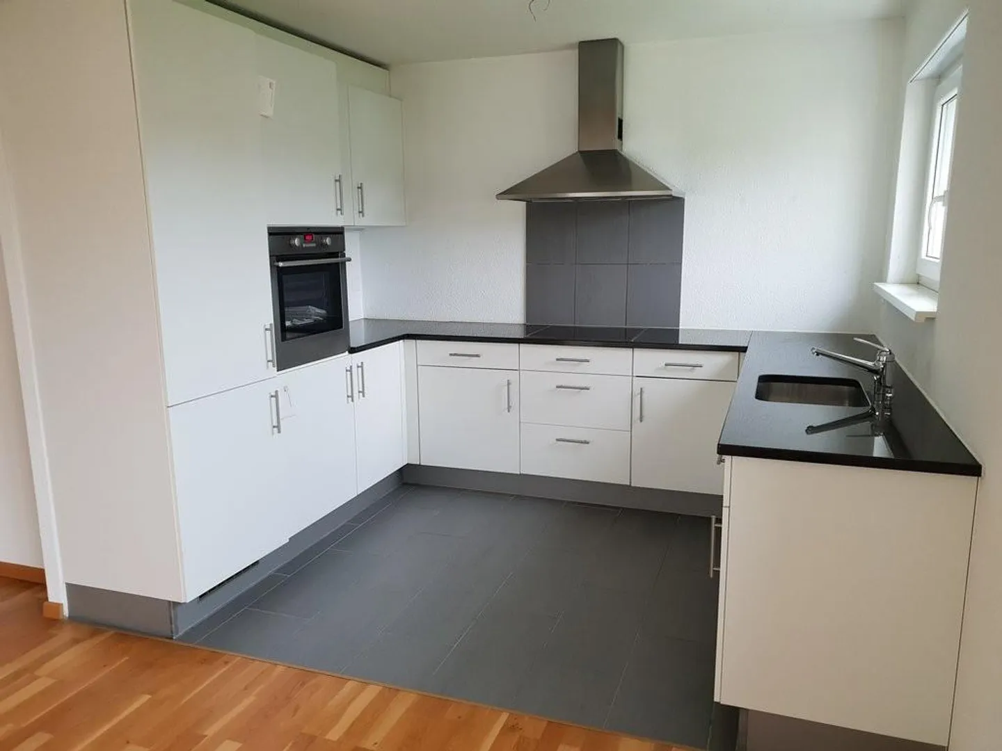 Ihre Wohlfühloase in Suhr! - Foto 2 von 8