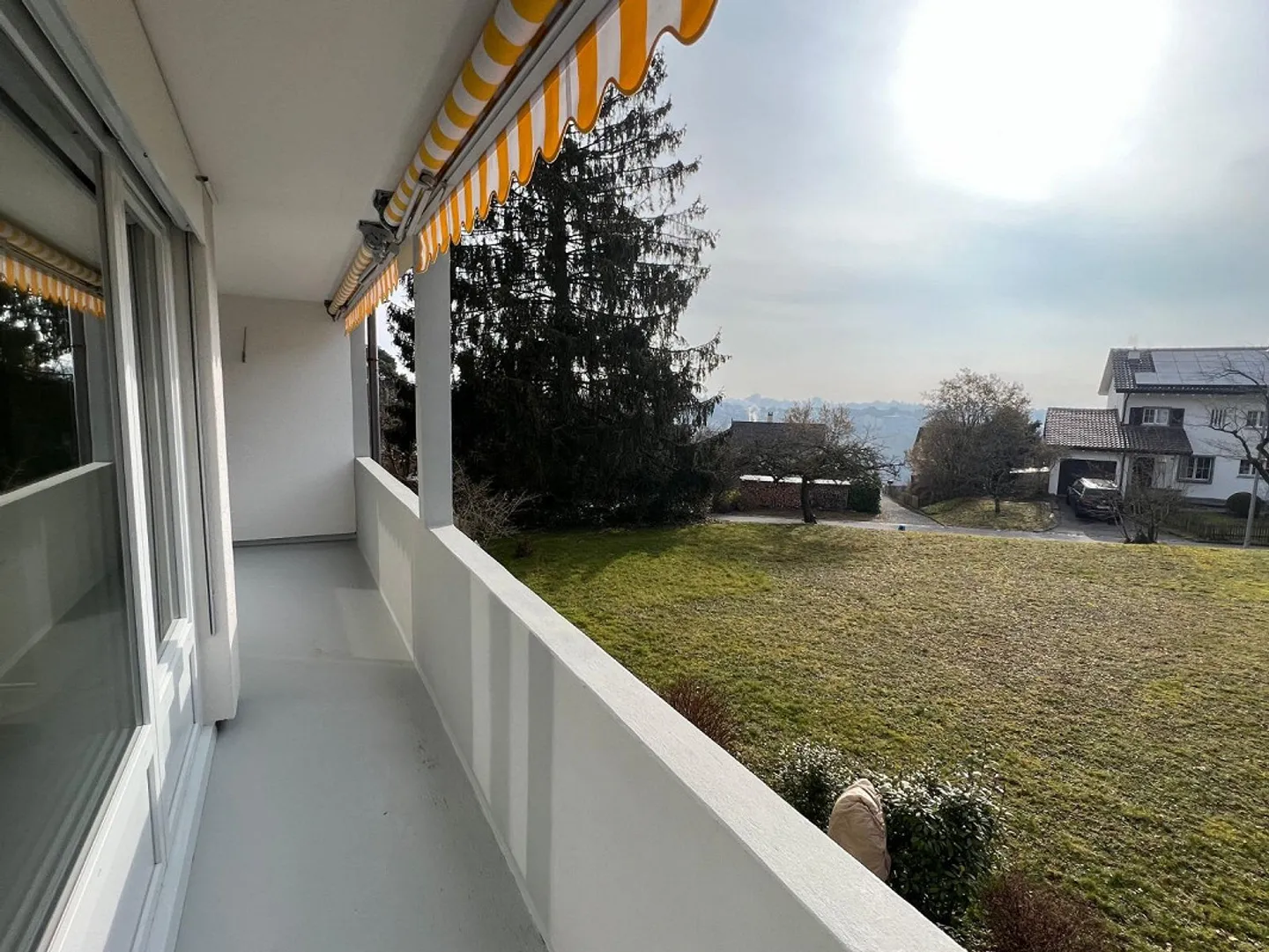 WOHNEN IM BELIEBTEN GEISSBERG-QUARTIER- STADTNAH-DIREKT AM WALDRAND - Photo 9 sur 15