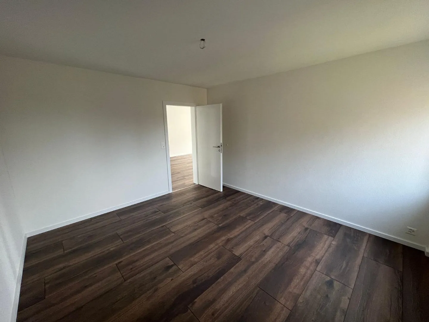 WOHNEN IM BELIEBTEN GEISSBERG-QUARTIER- STADTNAH-DIREKT AM WALDRAND - Photo 11 sur 15