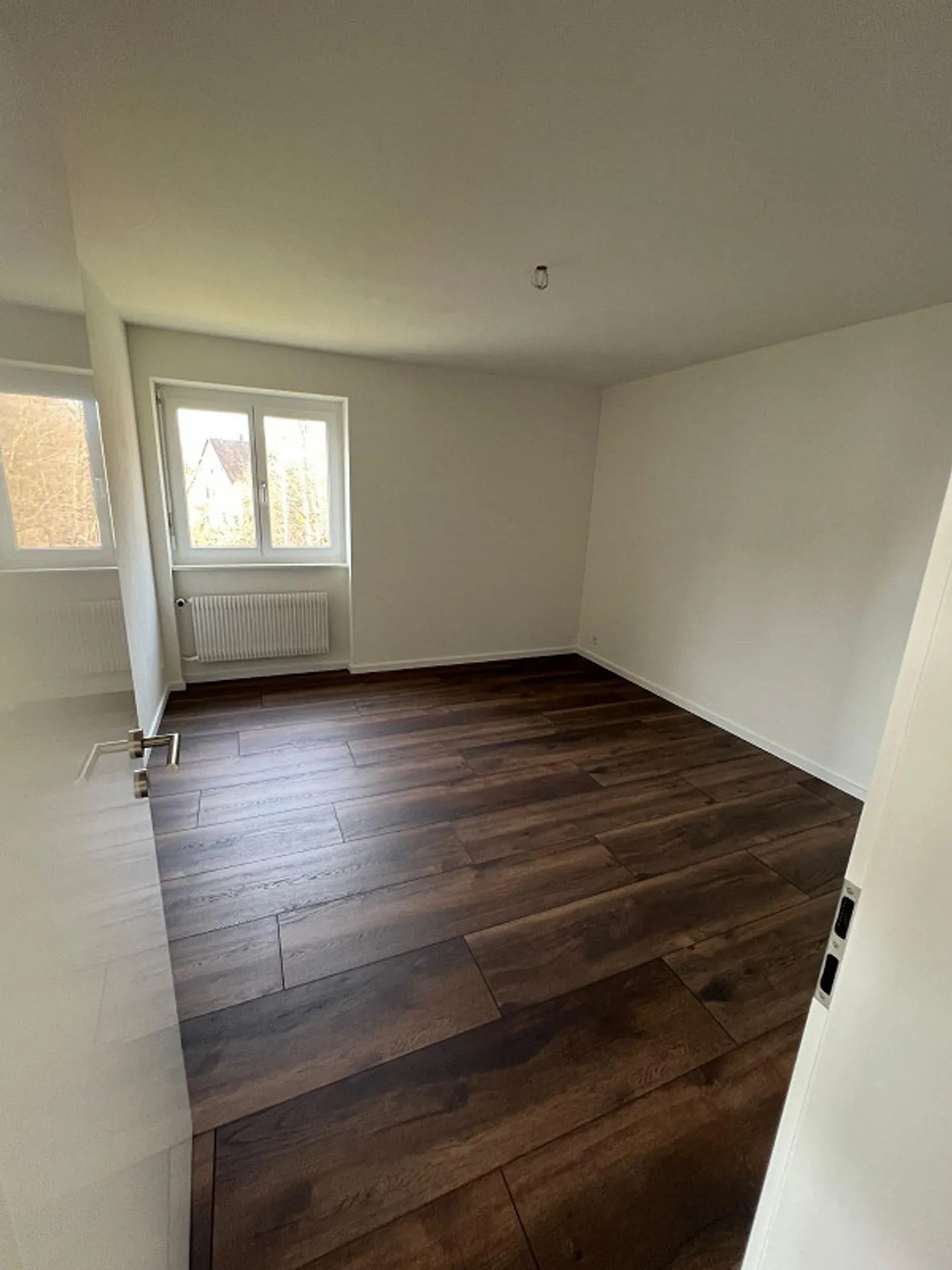 WOHNEN IM BELIEBTEN GEISSBERG-QUARTIER- STADTNAH-DIREKT AM WALDRAND - Photo 12 sur 15