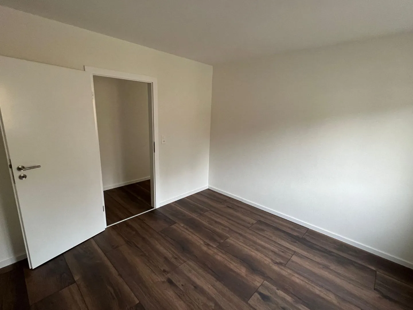 WOHNEN IM BELIEBTEN GEISSBERG-QUARTIER- STADTNAH-DIREKT AM WALDRAND - Photo 13 sur 15