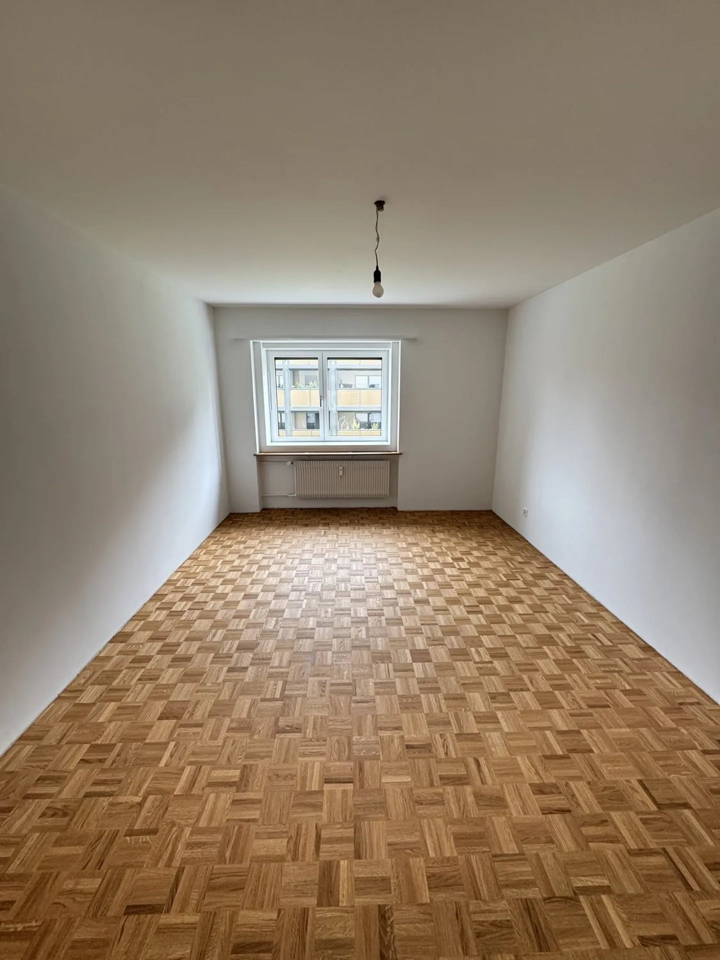 Appartamento ristrutturato di 3,5 locali nel quartiere Brünnen! - Foto 6 di 10